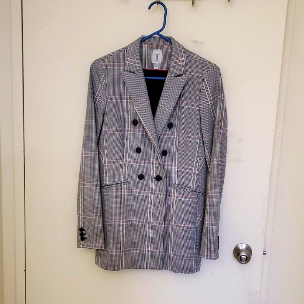 Made in 🇨🇦 - NWOT Tristan Double Breasted Blazer